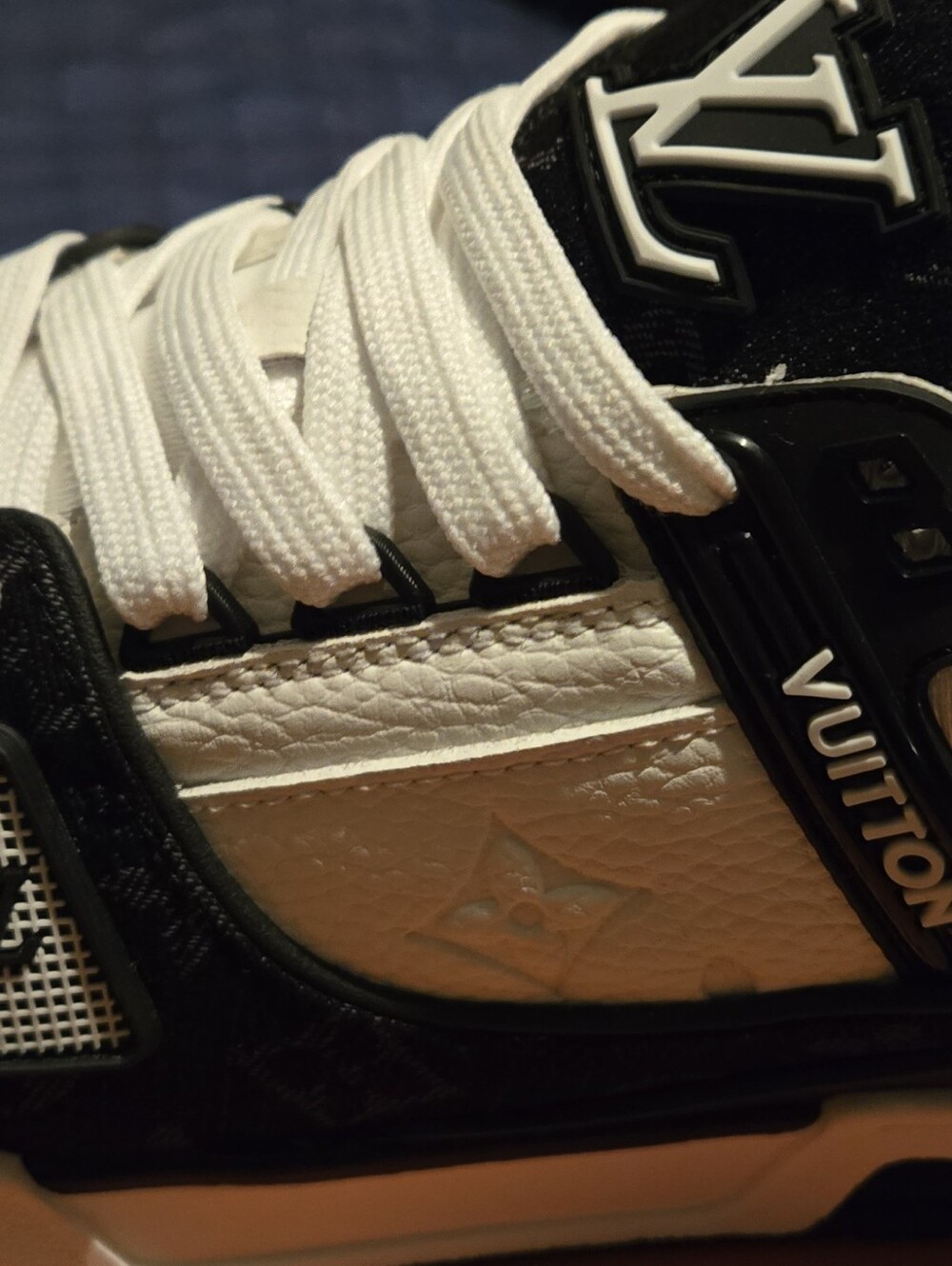 Louis Vuitton White and Black Leather Sneaker